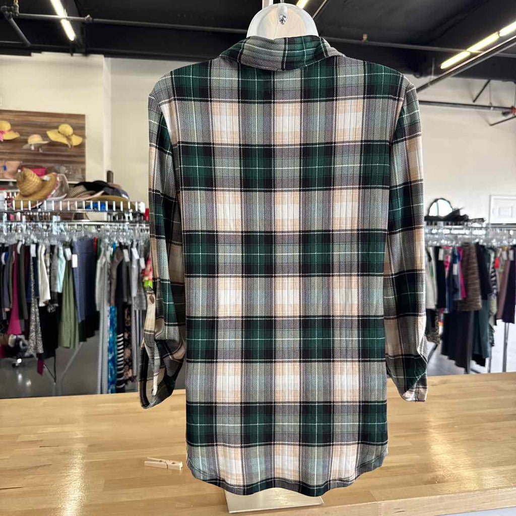 Just Polly Size XS Green Button Down Shirt