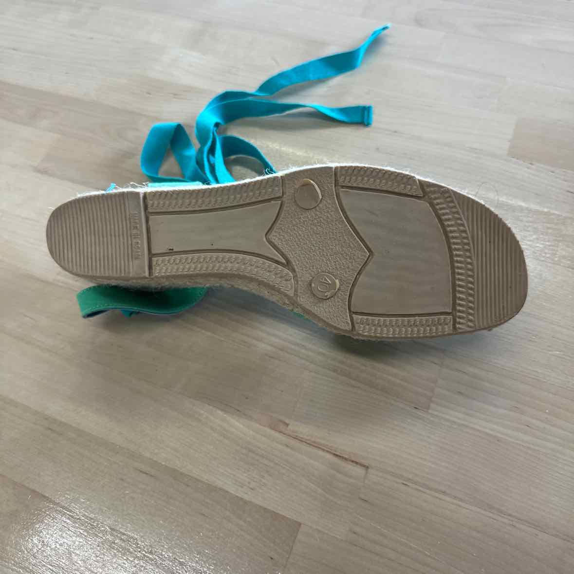 Boden Shoe Size 9 Teal Wedges