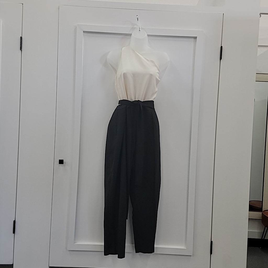 Banana Republic Size 10 Black White Jumper