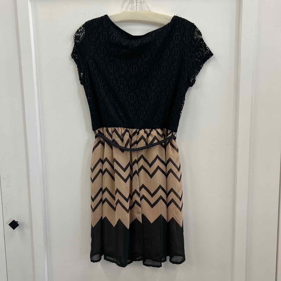 AUW Size M Black Tan Preloved Dress
