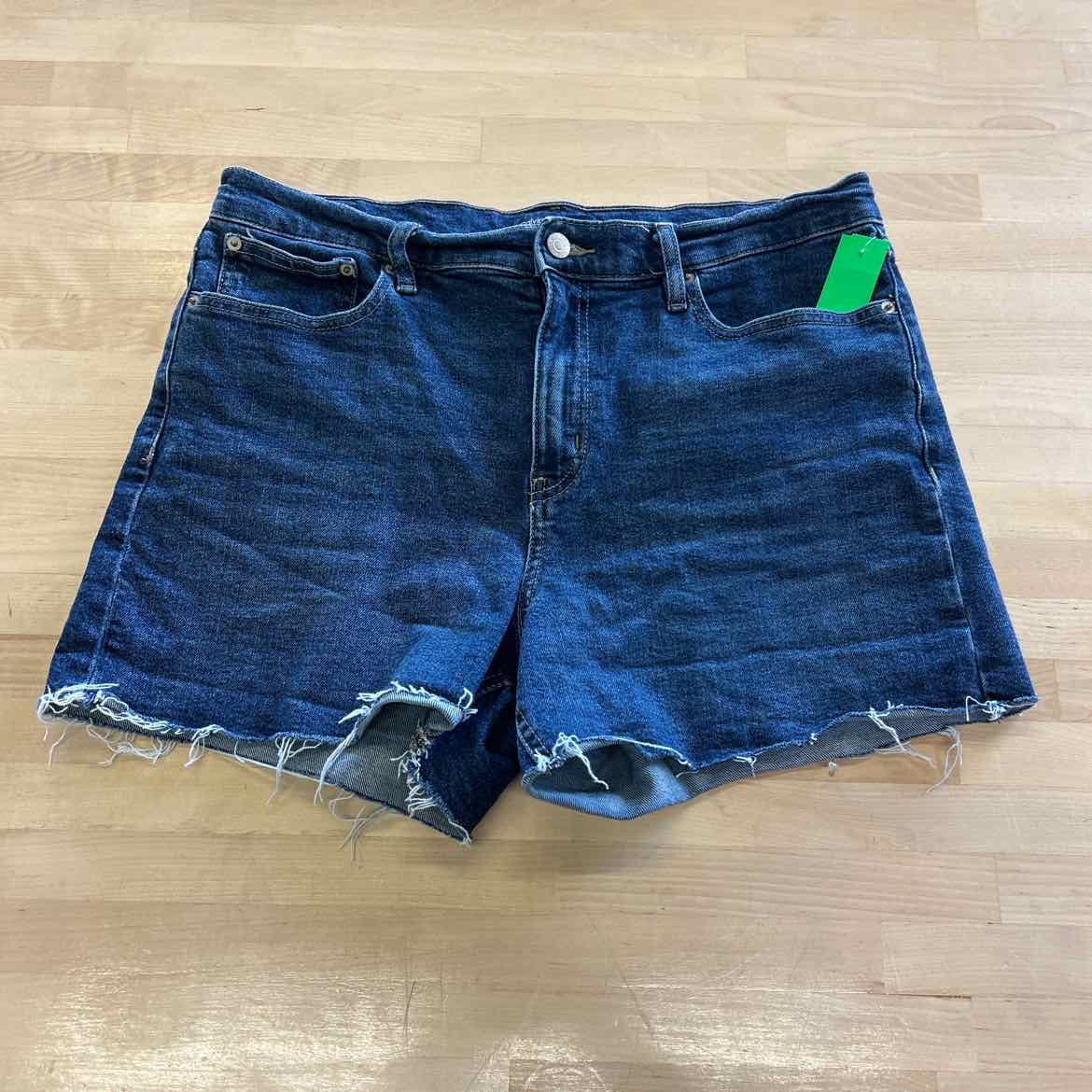 Calvin Klein Women Size 14 Blue Denim Preloved Shorts