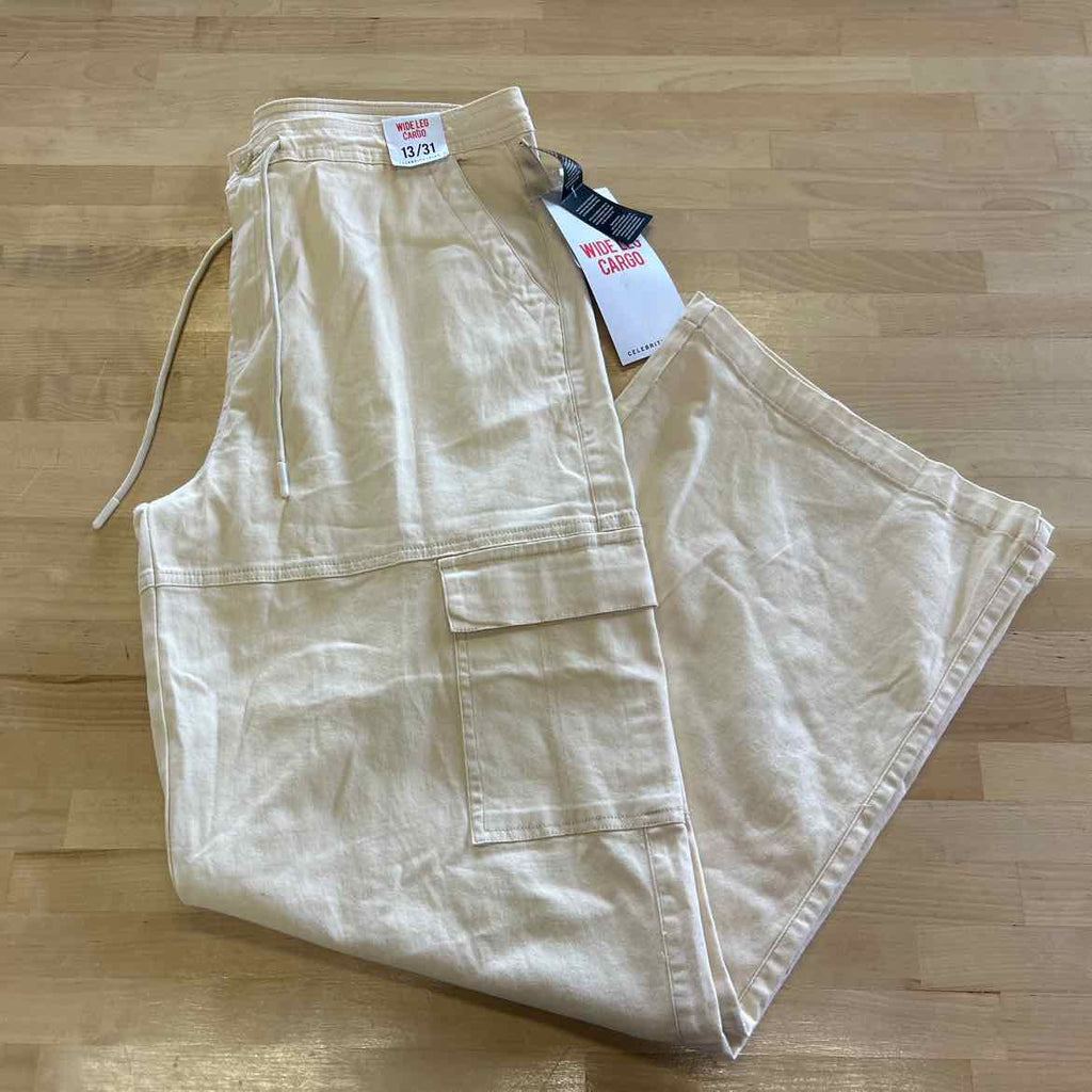Celebrity Pink Juniors' Relaxed Cargo Pants - Sand
