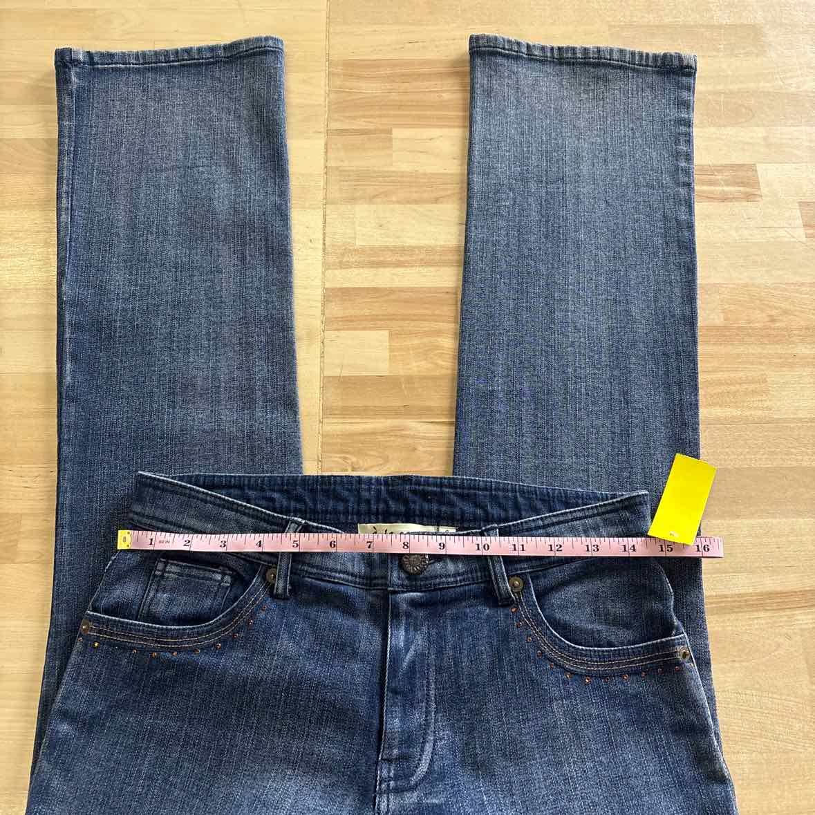 a la Carte Size 4 Blue Jeans