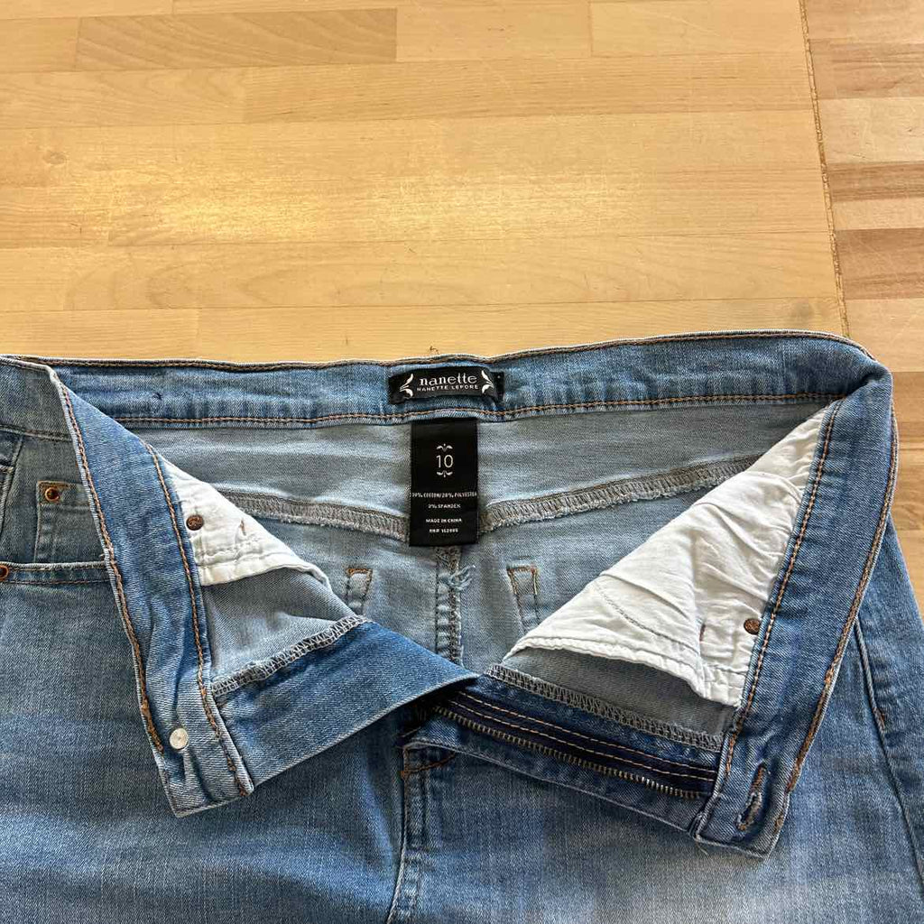 Nanette Lepore Size 10 Blue Denim Preloved Skirt