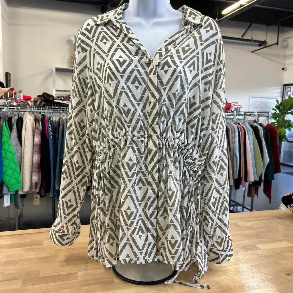 Como Blu Size L Green Button Down Shirt