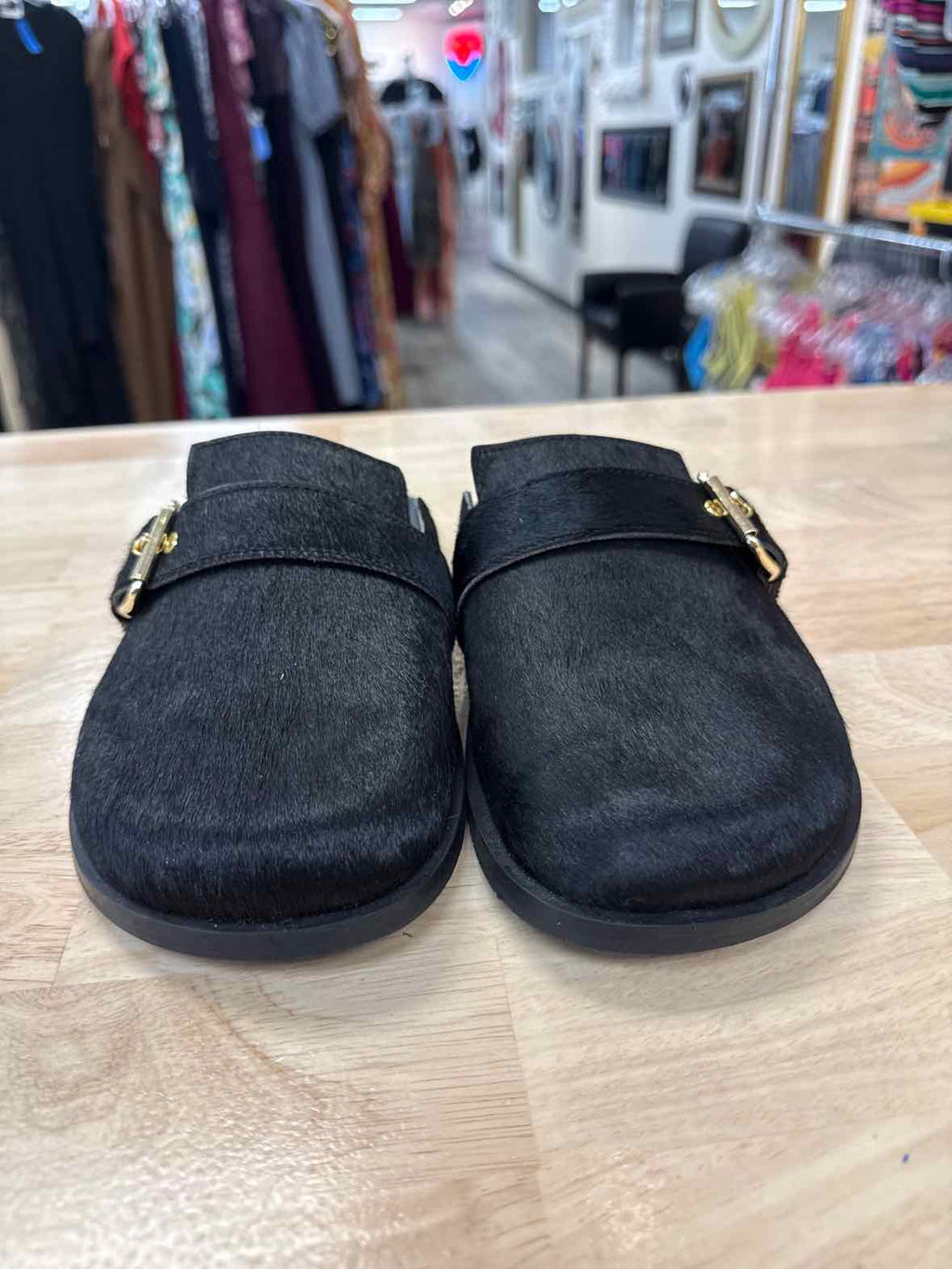 Dolce Vita Size 9 Black Leather Fur NWOT Mules