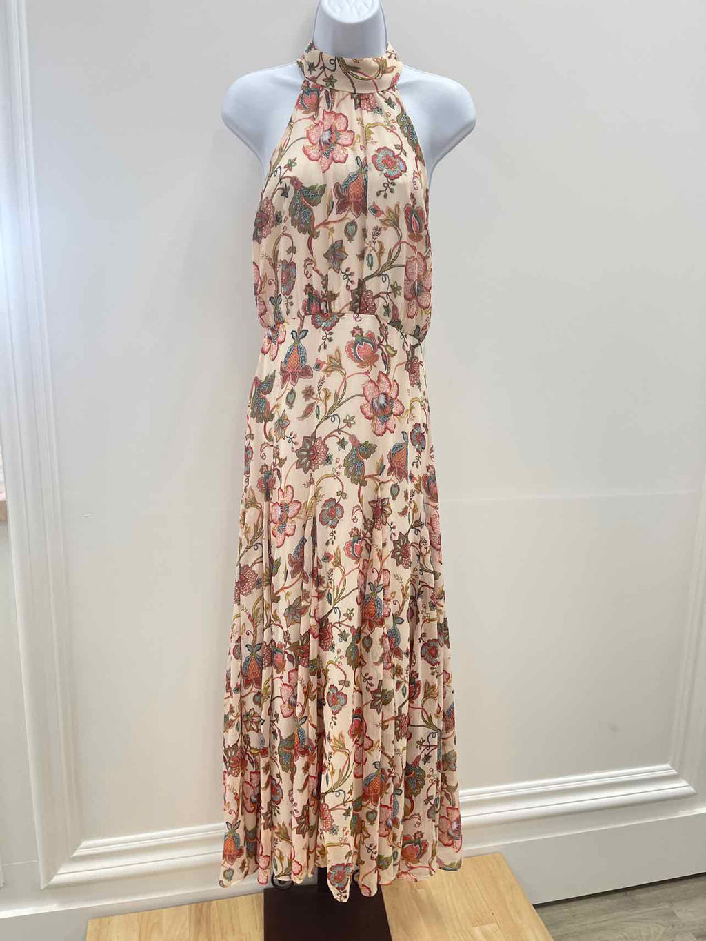 CeCe Size 4 Peach New Dress