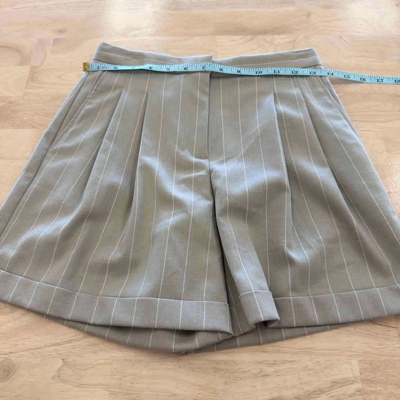Boss by Hugo Boss Women Size 0 Tan New Shorts