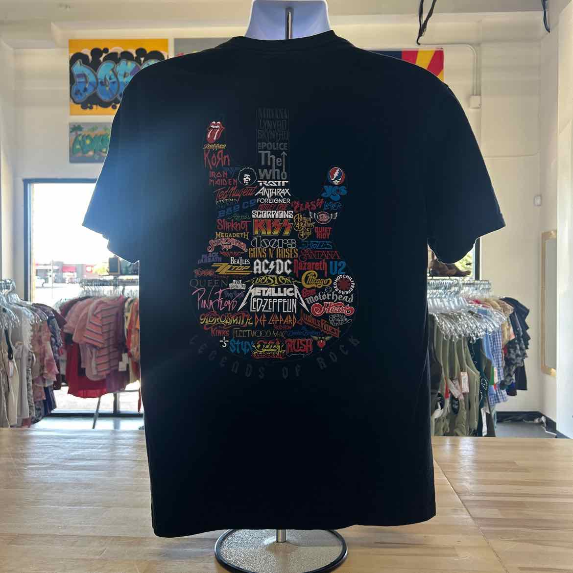 Gildan Size L Black Preloved MENS T-shirt
