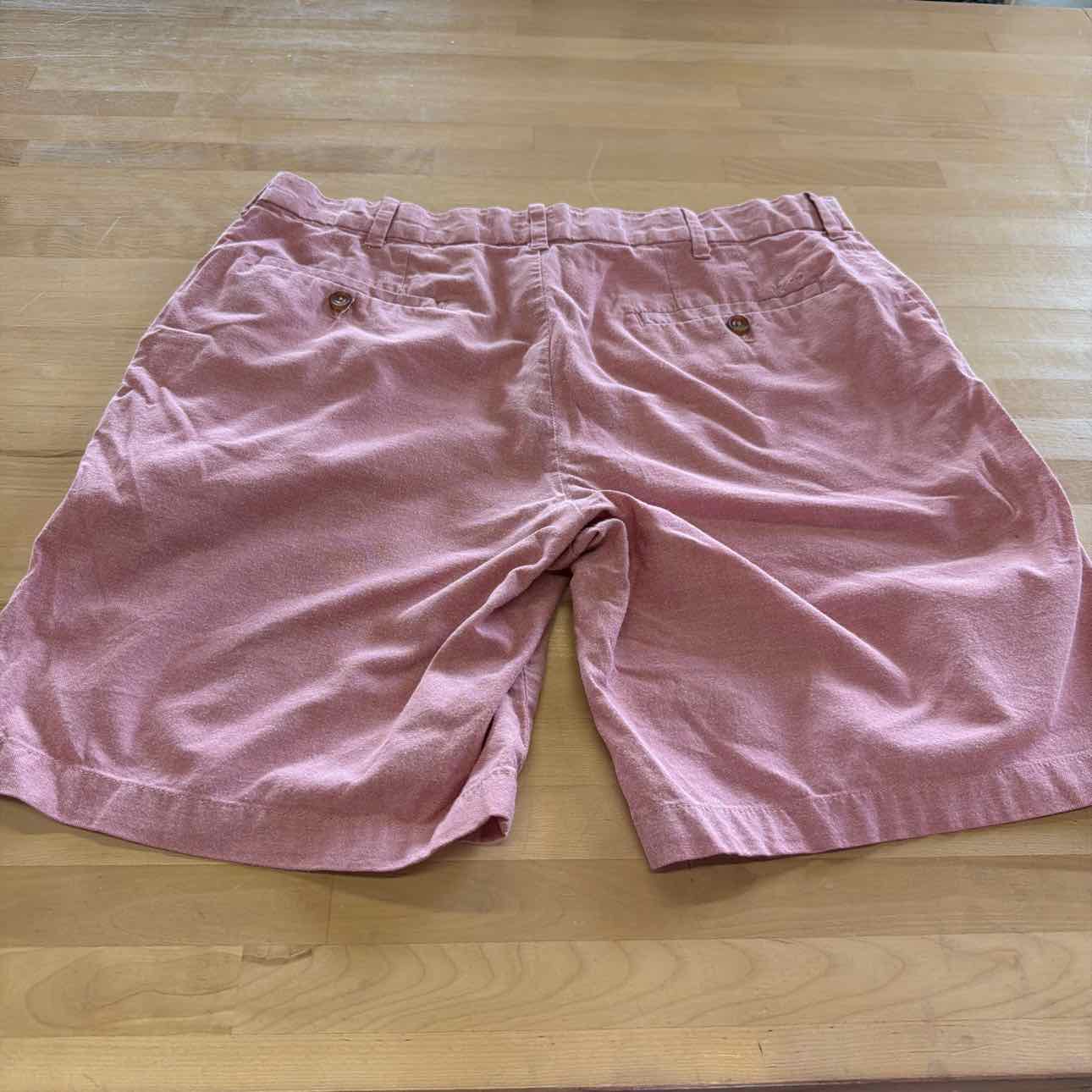 Izod Men's Size 36 Pink MENS Shorts