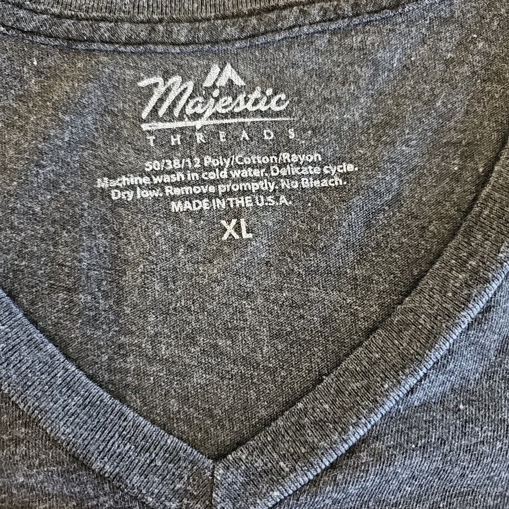 Majestic Size XL Gray T-shirt