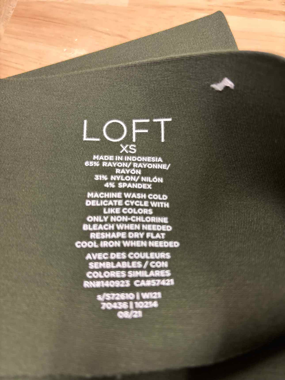 Loft Size XS Green Preloved Leggings