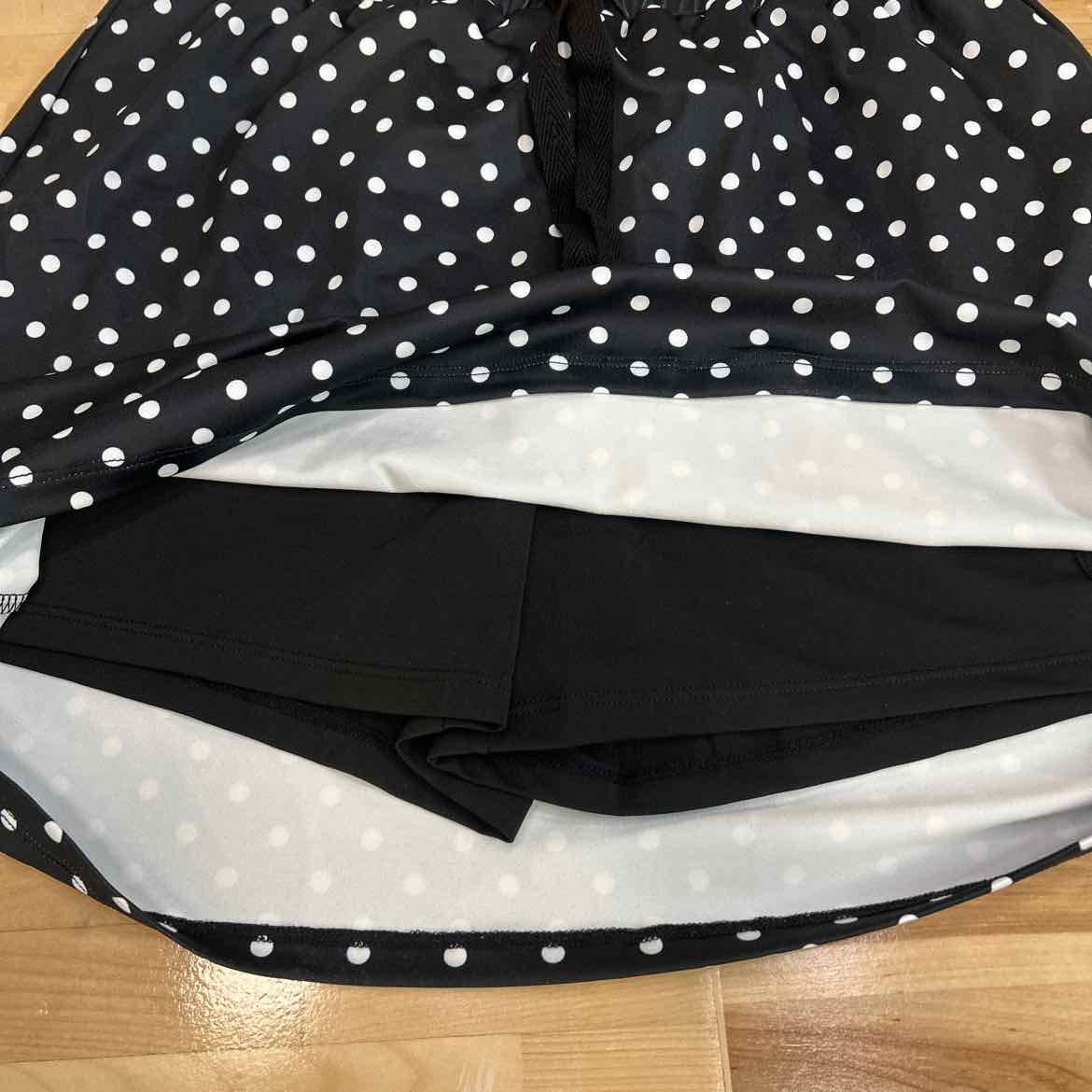 Niashot Size M Black White Preloved 2 pc Dress Set