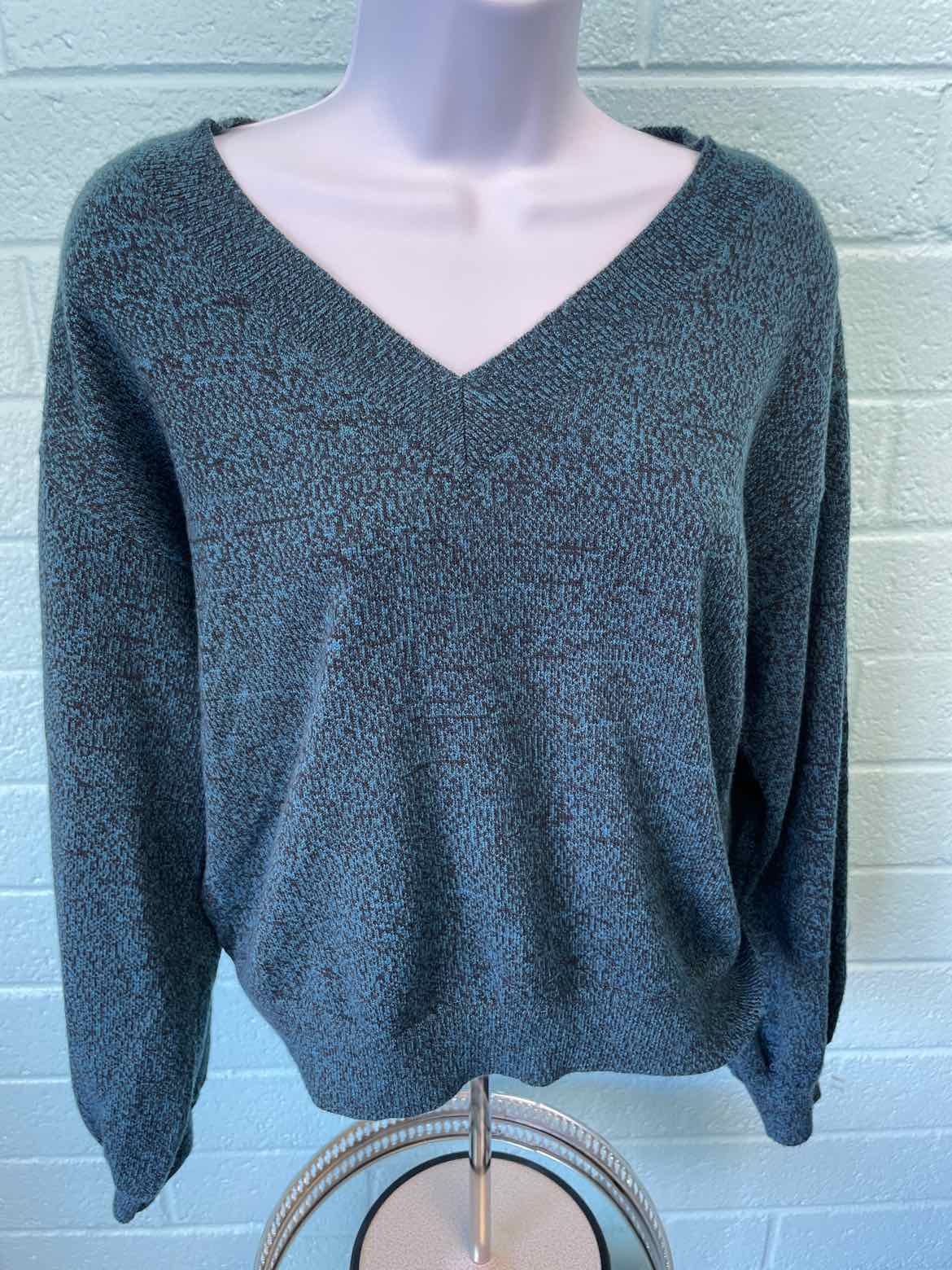 Levi's Size XS Flower Sweater - Marled Yarn Caviar and Gibralter Sea