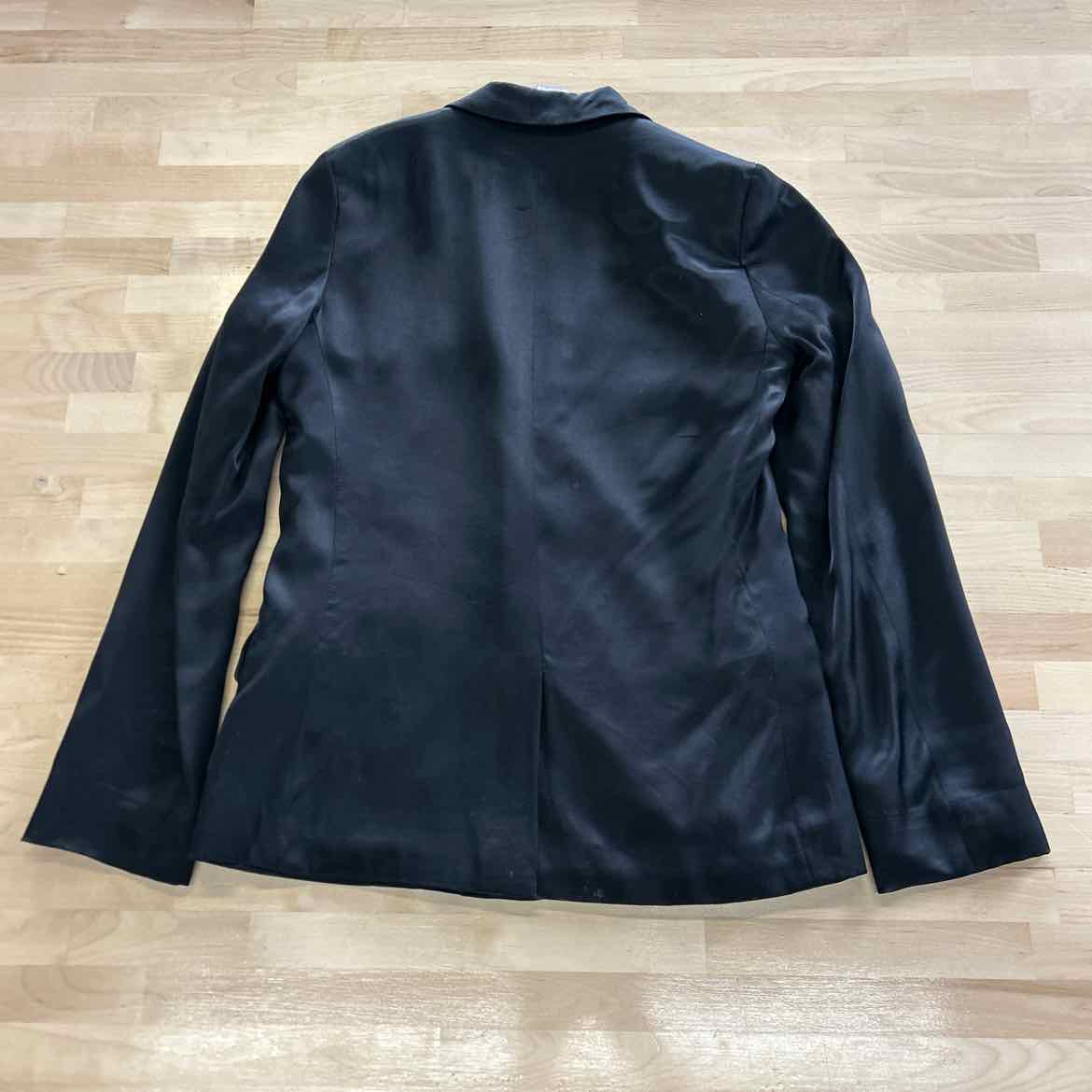 H&M Size 6 Black Blazer
