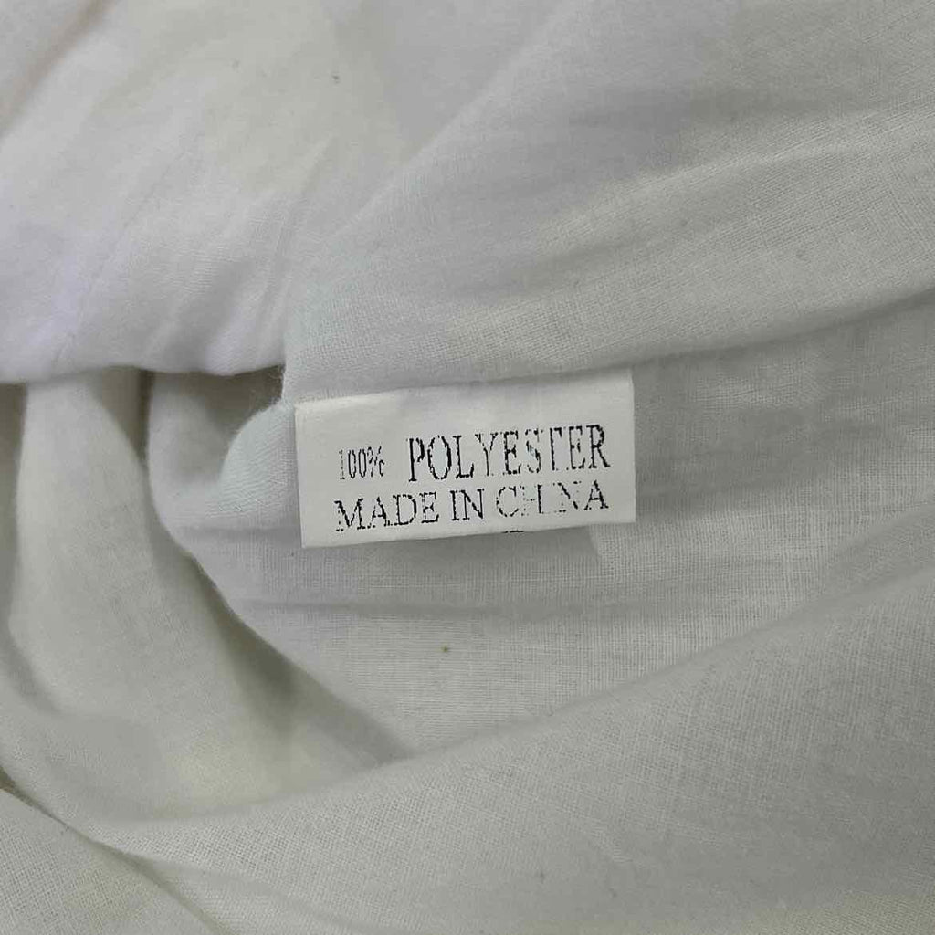Nilika Size M White Preloved Blouse
