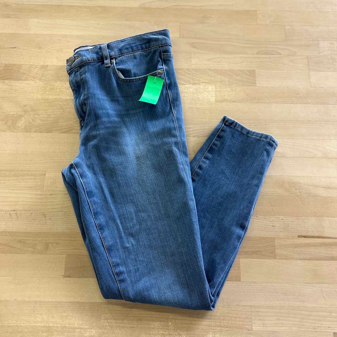 Loft Size 6 Blue Preloved Jeans