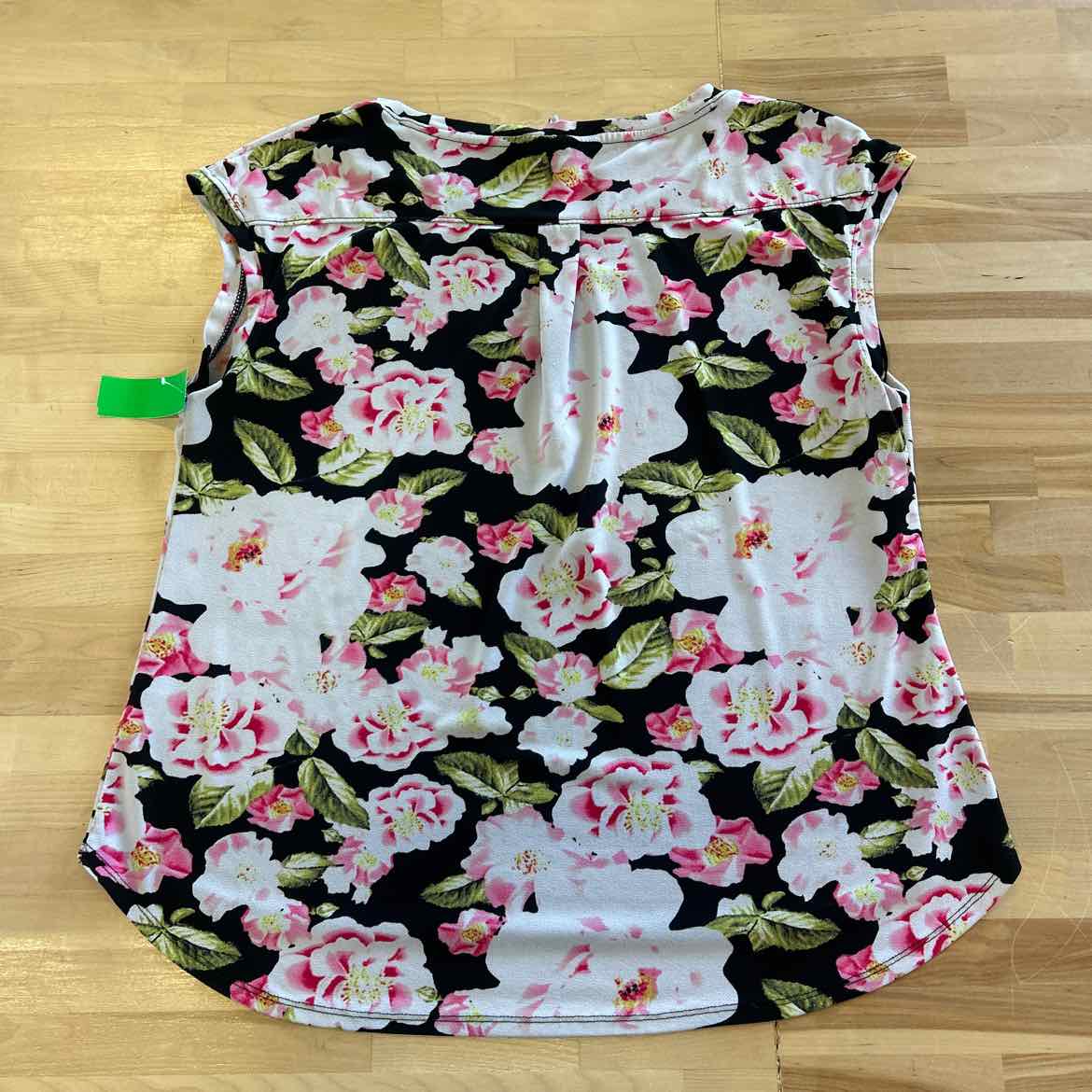 Elle Size L White Preloved Blouse SS