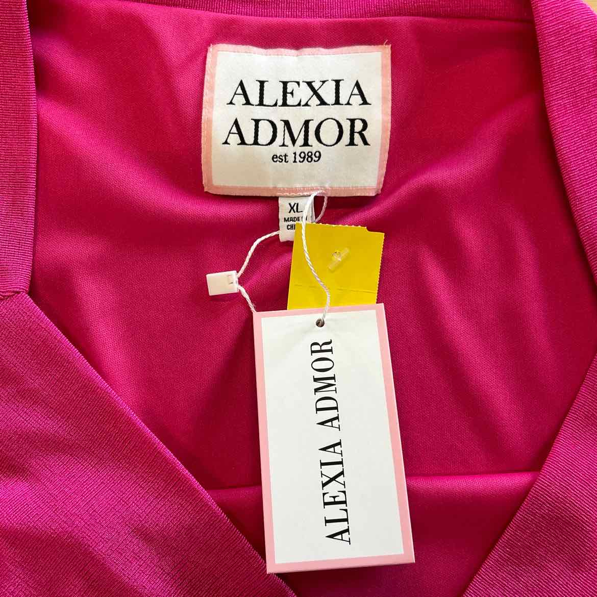 Alexia admor Size XL Pink Bodysuit