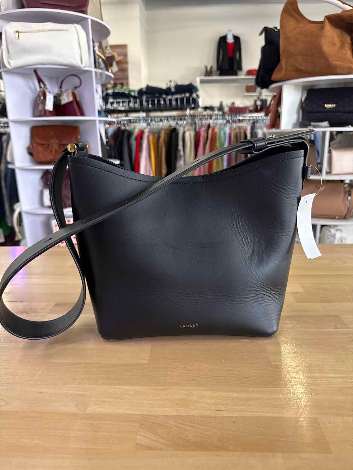 Radley London Womens Leather Bathurst Mews Medium Ziptop Shoulder