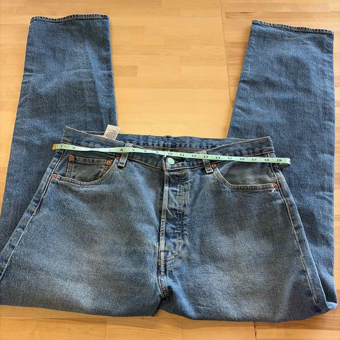 Levi's Size 36x34 Blue Preloved Jeans