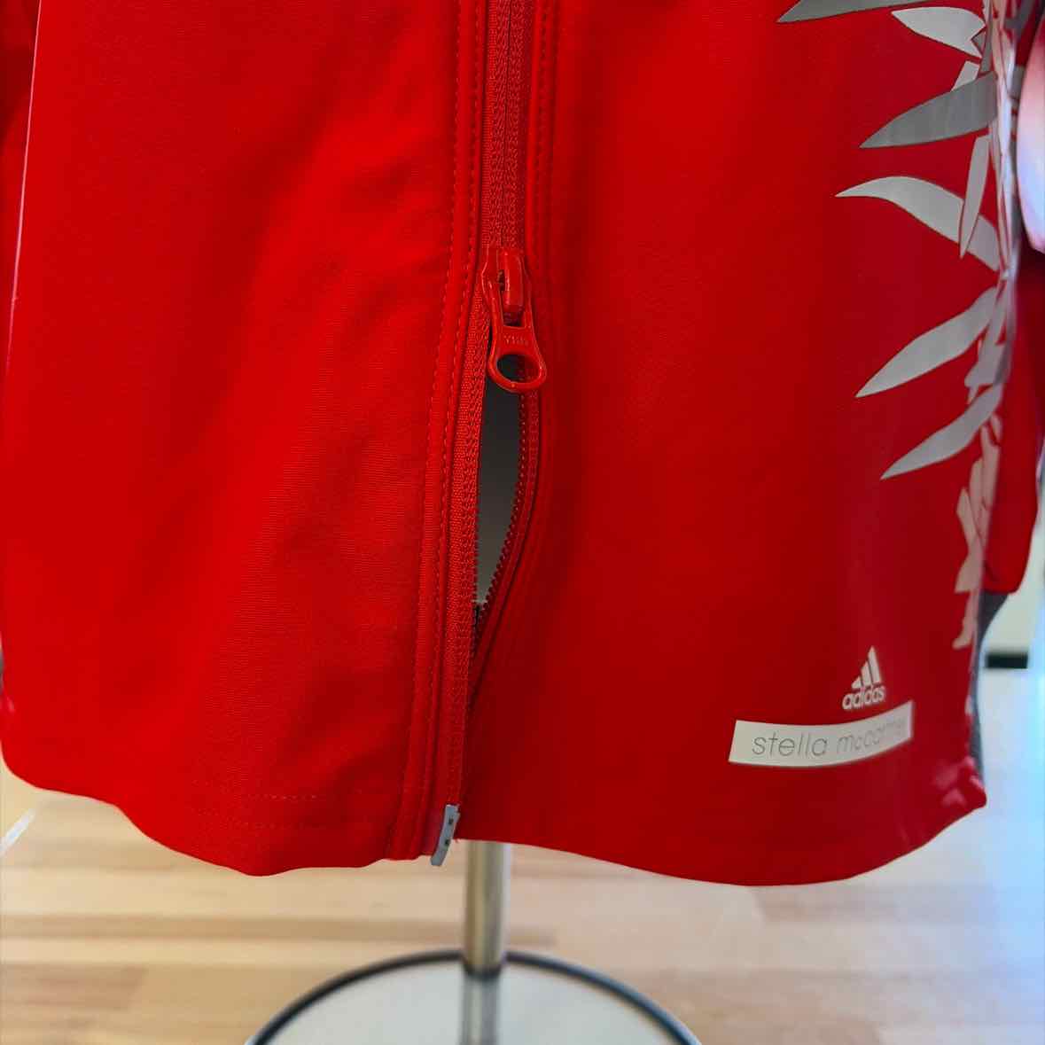 Adidas Size S Red Preloved Jacket