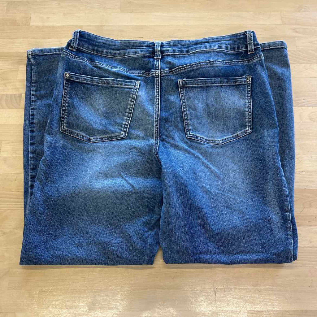Maurices Size 16 Blue Denim Preloved Jeans