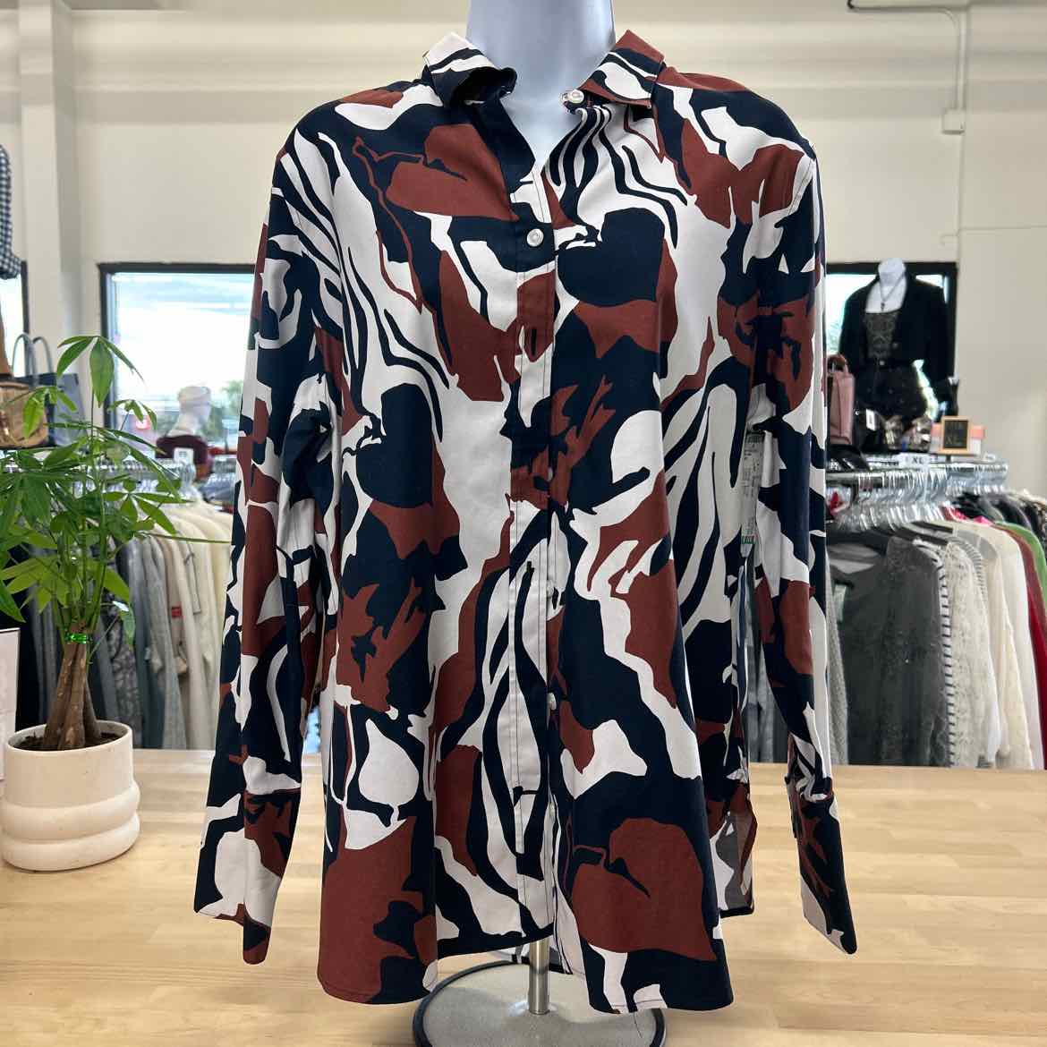 Chico's Size 12 Brown Button Down Shirt