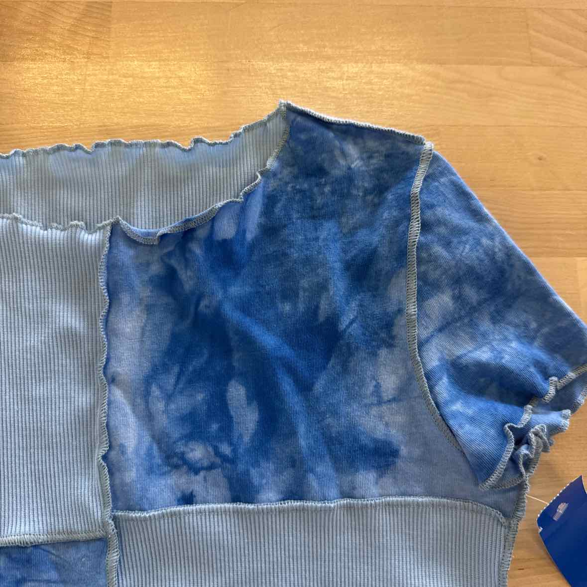 Do My Self Size L Blue Crop Top