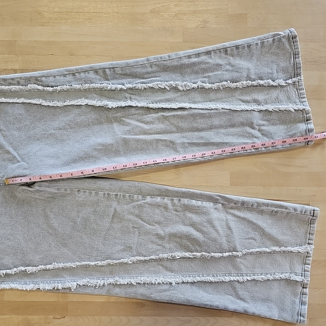 Tinseltown Juniors' High-Rise Frayed Wide-Leg Jeans - Grey - 13