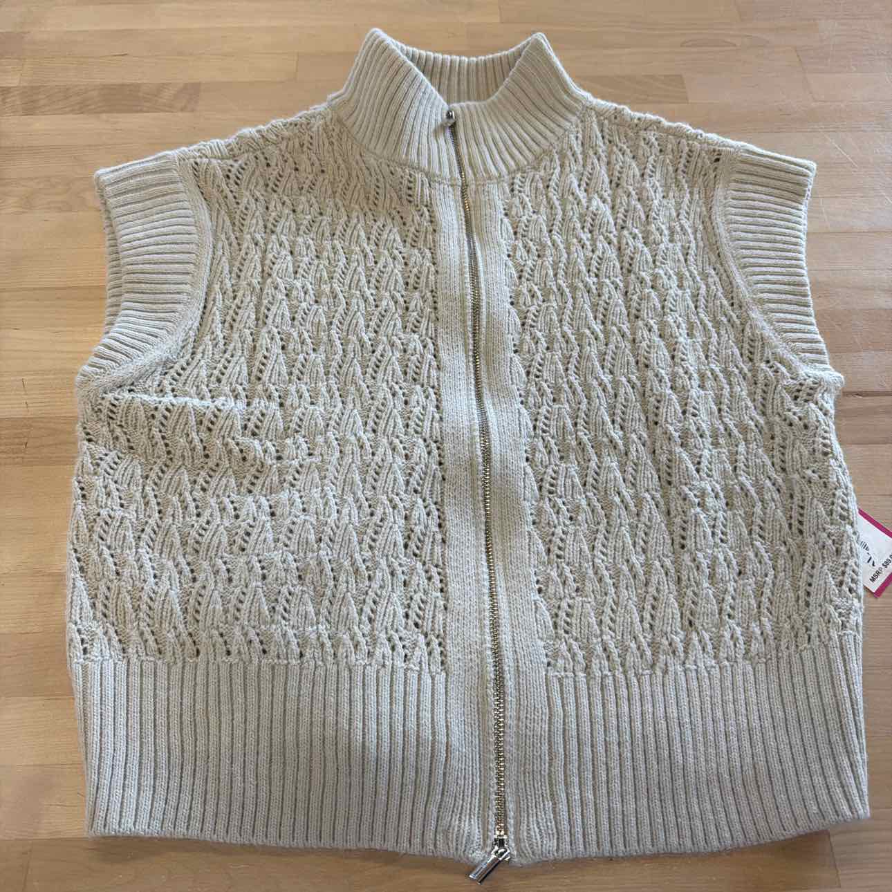 Vince Camuto Size M Tan Knit New Vest