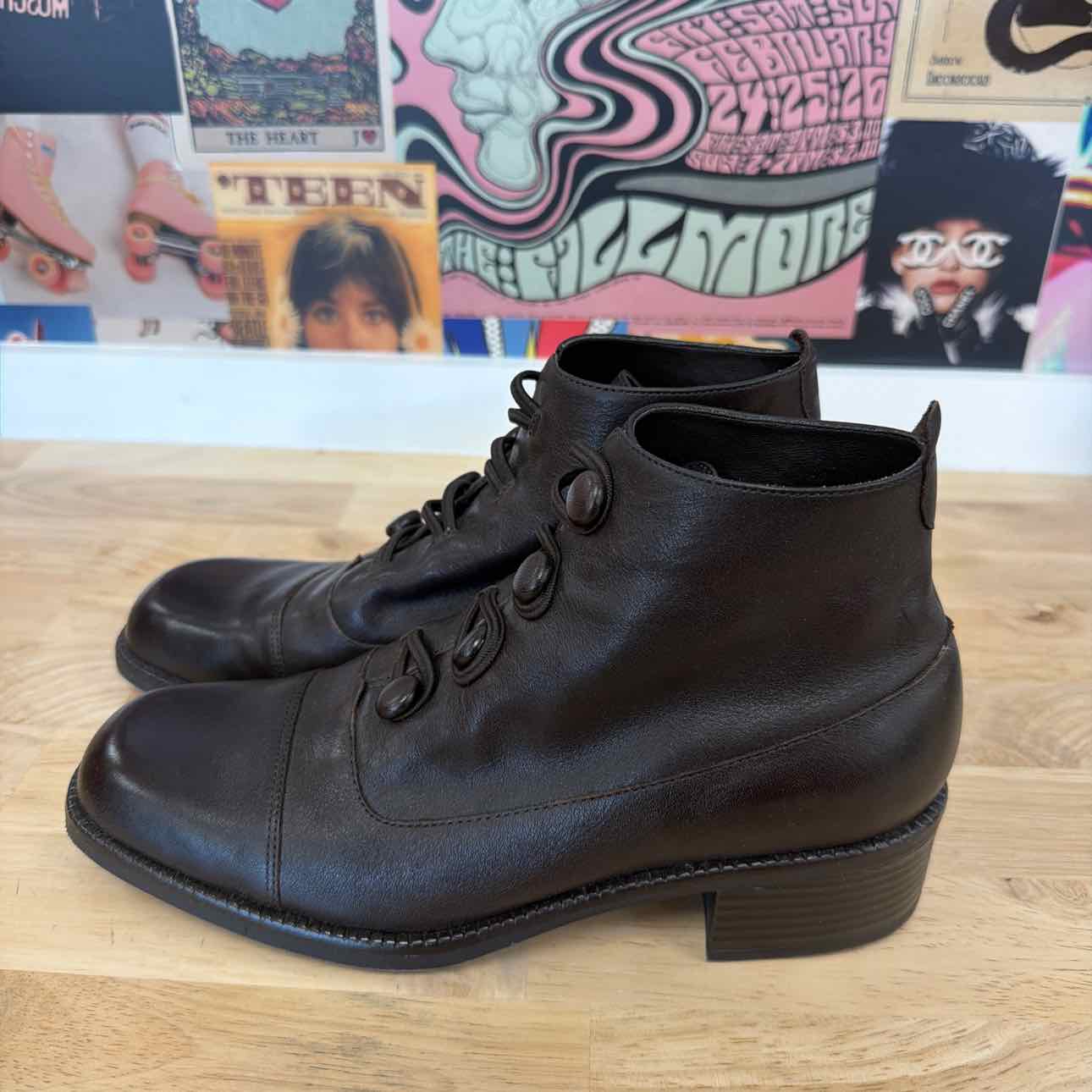 Mootsies Tootsies Size 9 Brown Preloved Boots