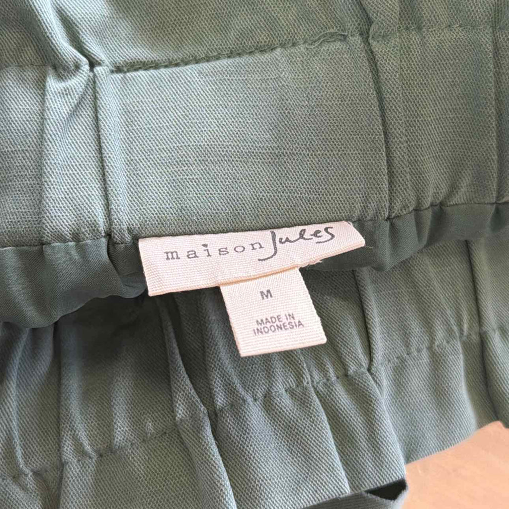 Maison Jules Women Size M Green Preloved Shorts