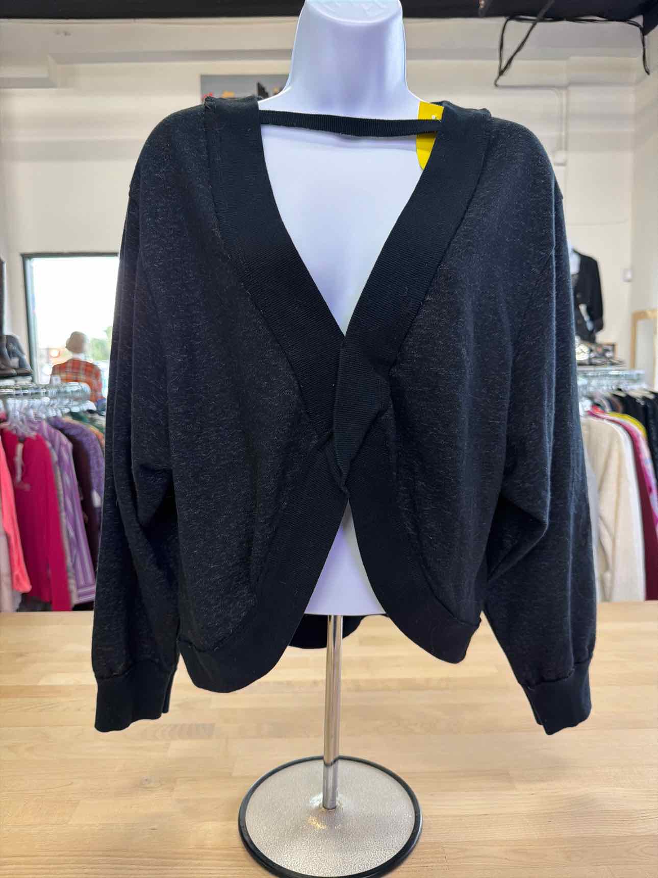 Pilcro Size M Black Cardigan