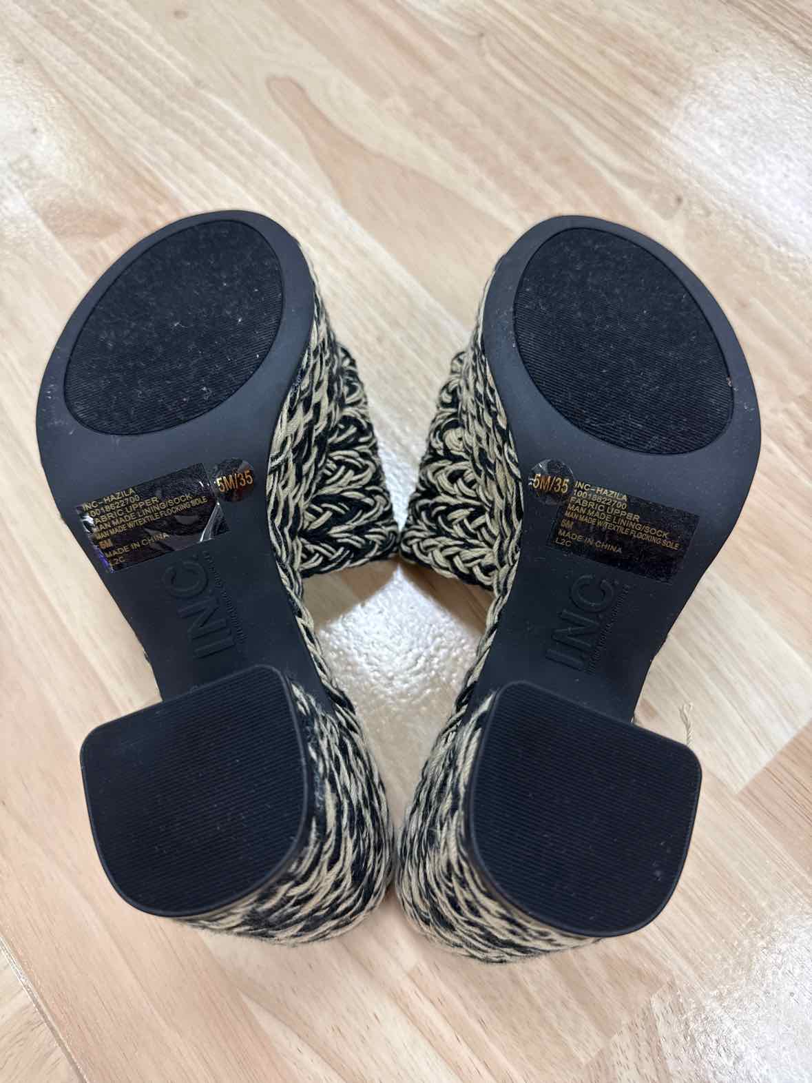 INC Size 5 Black Beige Hazila Platform Sandals