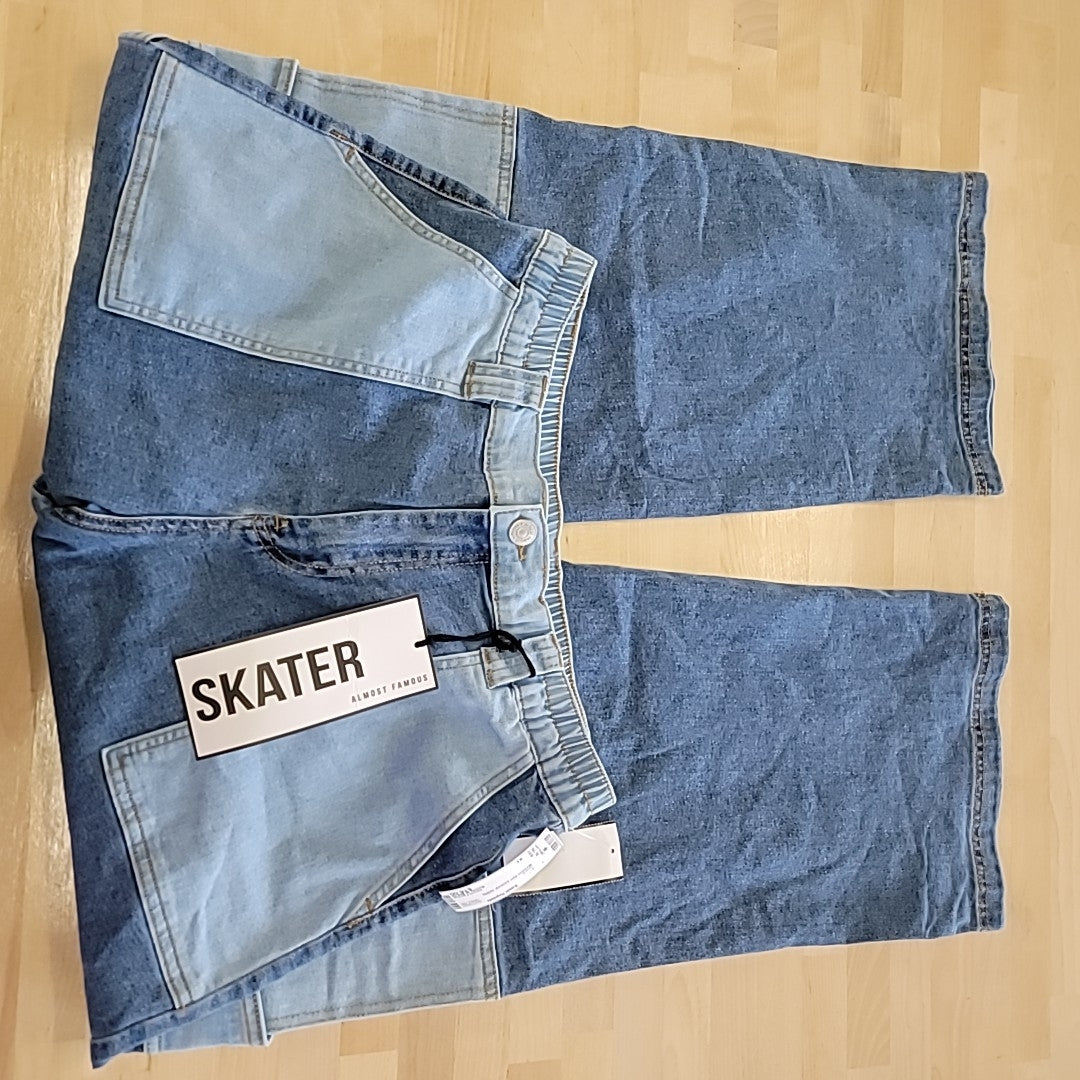 Almost Famous Size XL  Utility Color-Block Skater Jeans