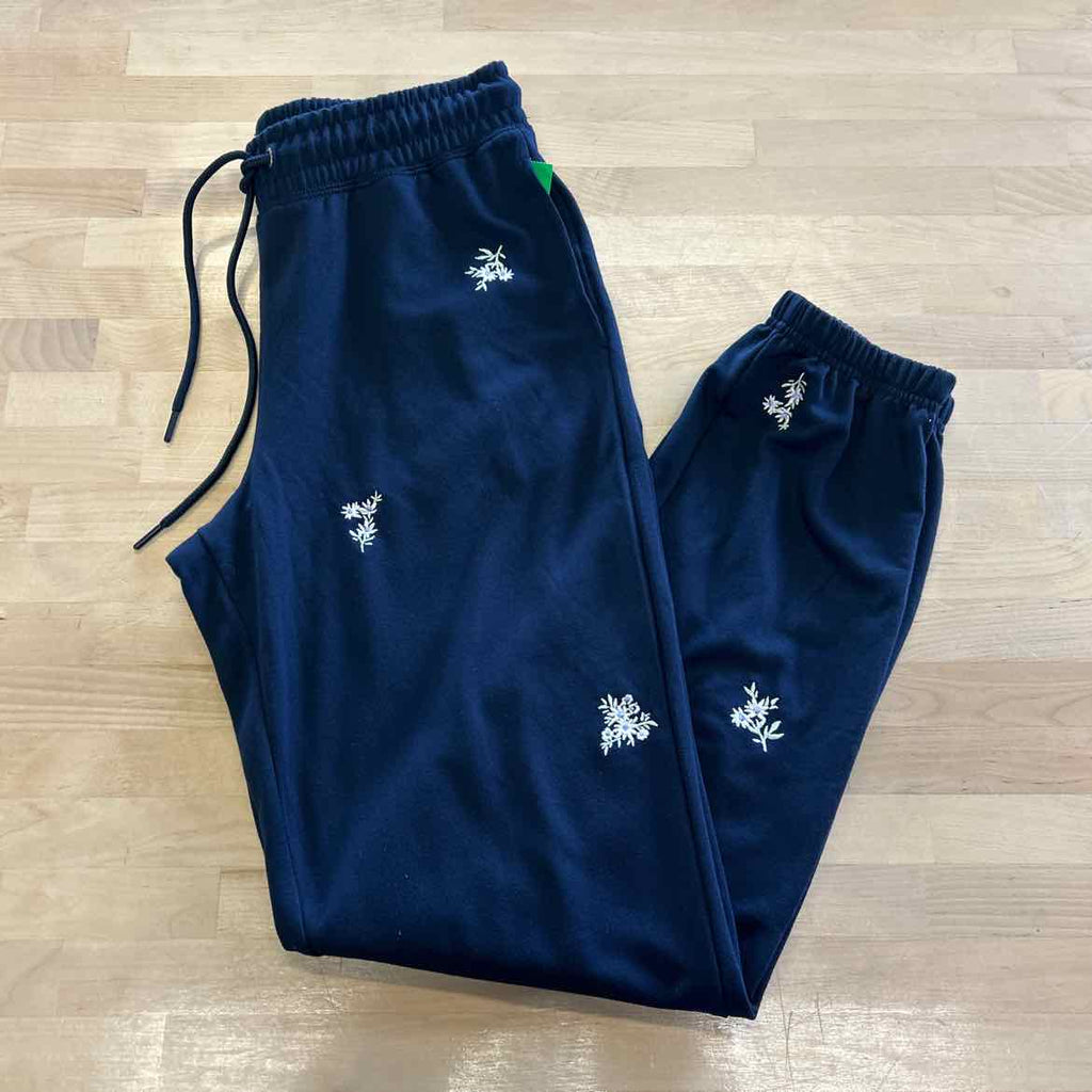 Hippie Rose Juniors' Floral-Embroidered Sweatpants