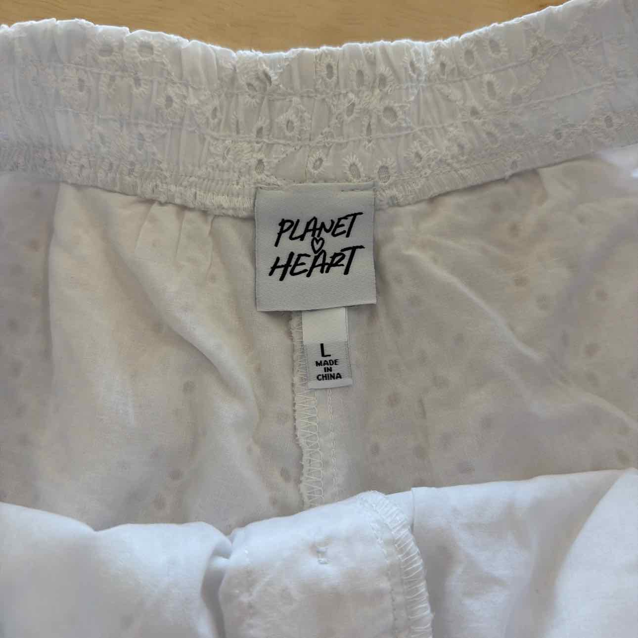 Planet Heart Women Size L White New Shorts