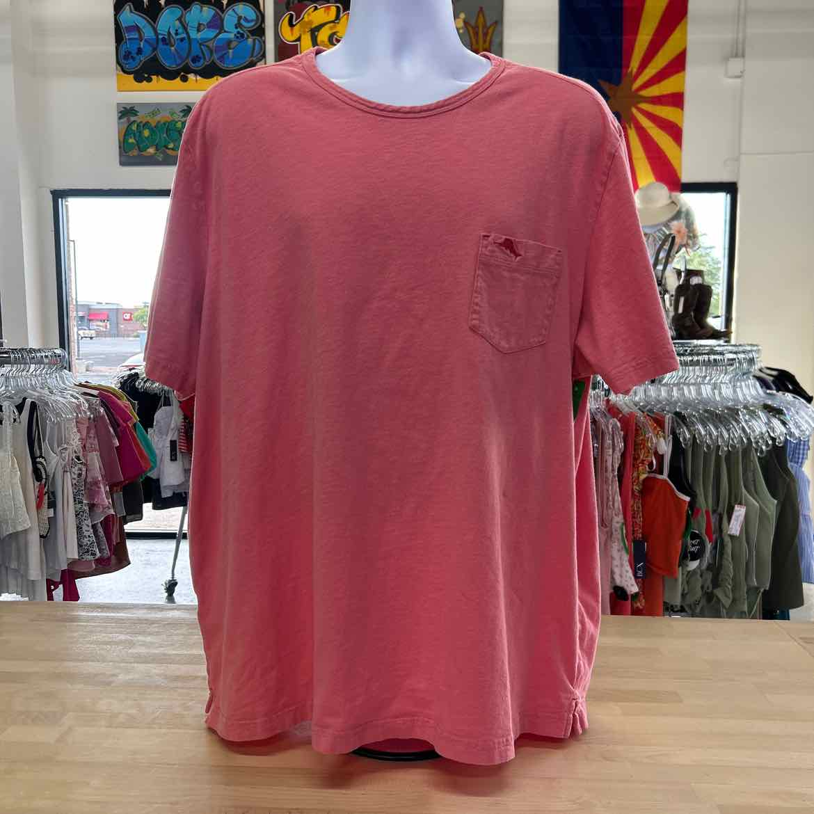 Tommy Bahama Size XXXL Pink Preloved MENS T-shirt