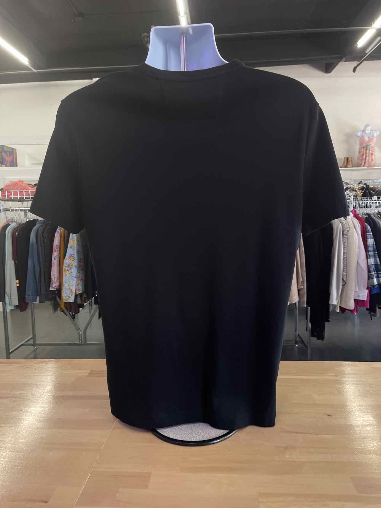 Banana Republic Size M Black Preloved MENS T-shirt