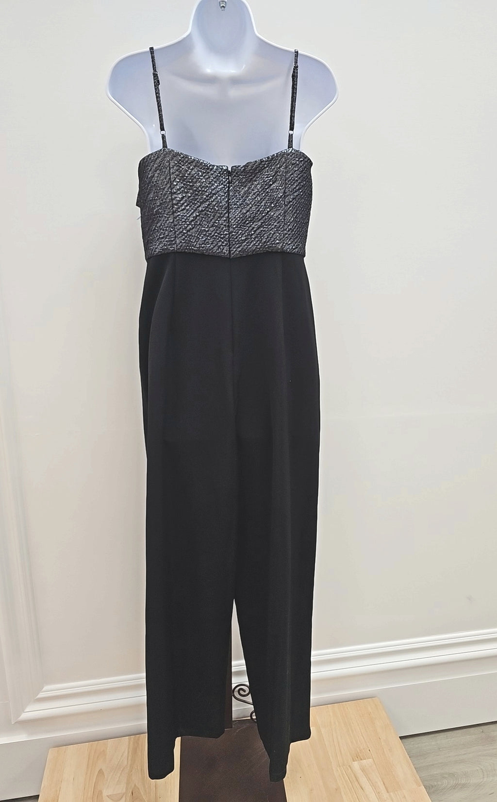 Anne Klein Size 2 Silver New Dress