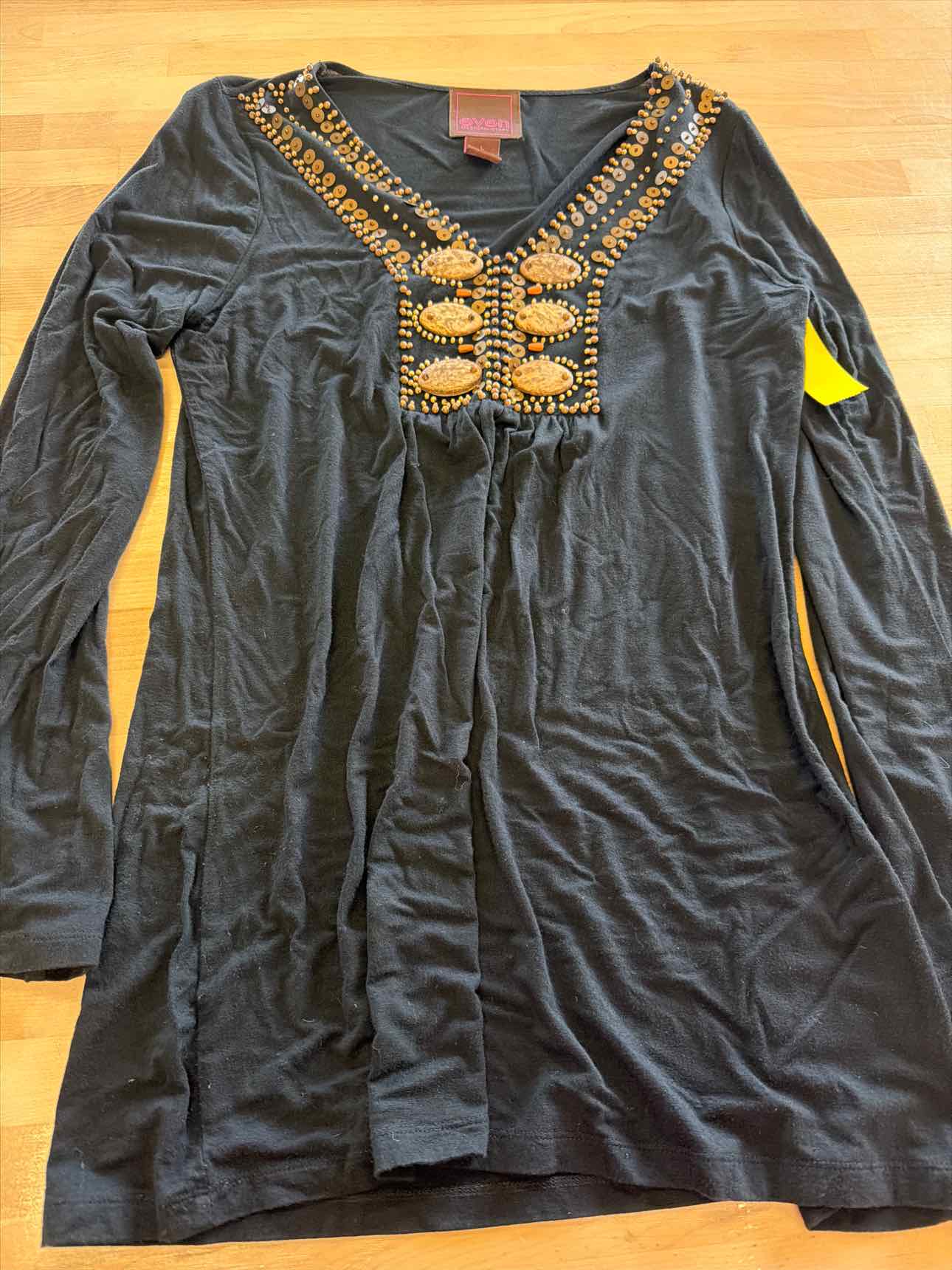 even Design History Size L Black Blouse