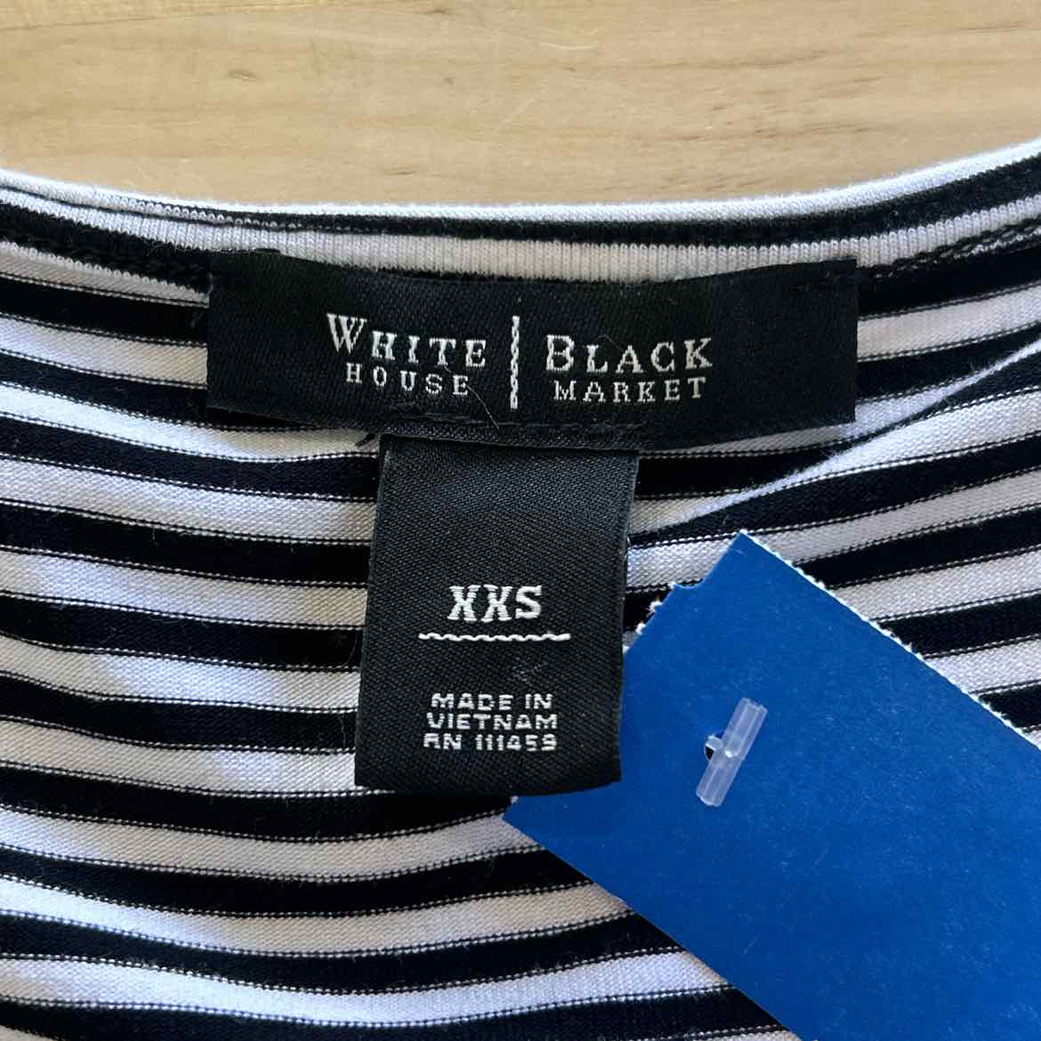 White House Black Market Size XXS Black/White Preloved Tank