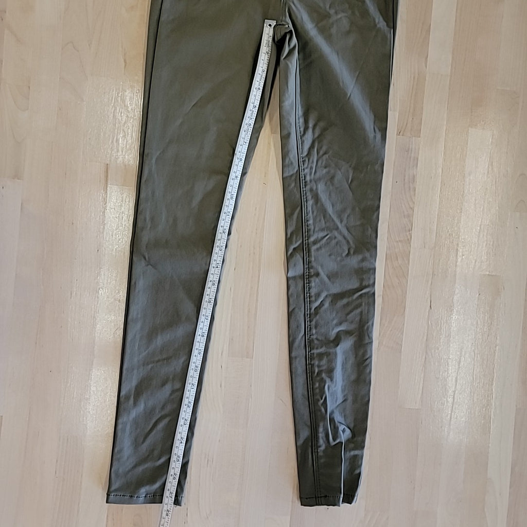 Almost Famous Size 0 Super High Rise Skinny Faux Leather Green Pants NWT