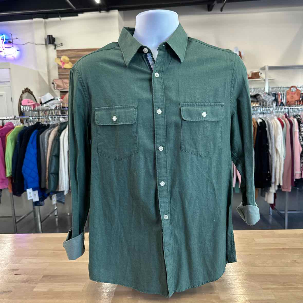 Perry Ellis Size M Green MENS Button Down Shirt