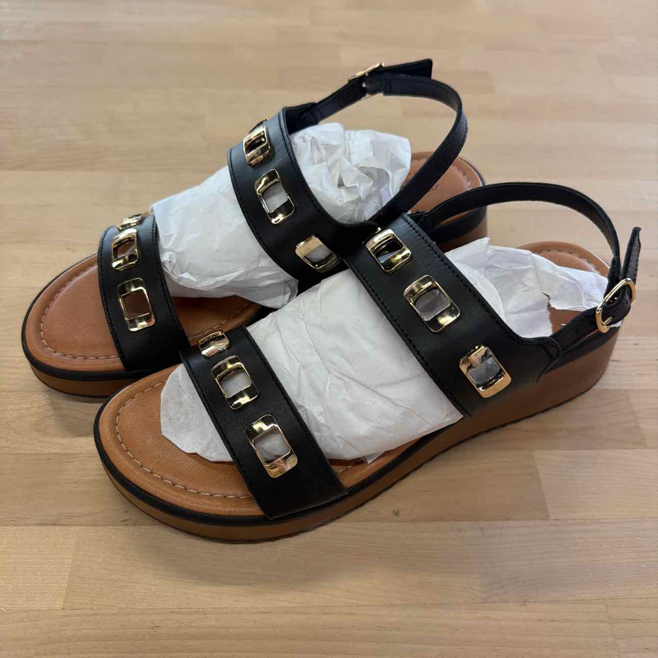 Bella Vita Women's Vic-Italy Wedge Sandals - Black Leather