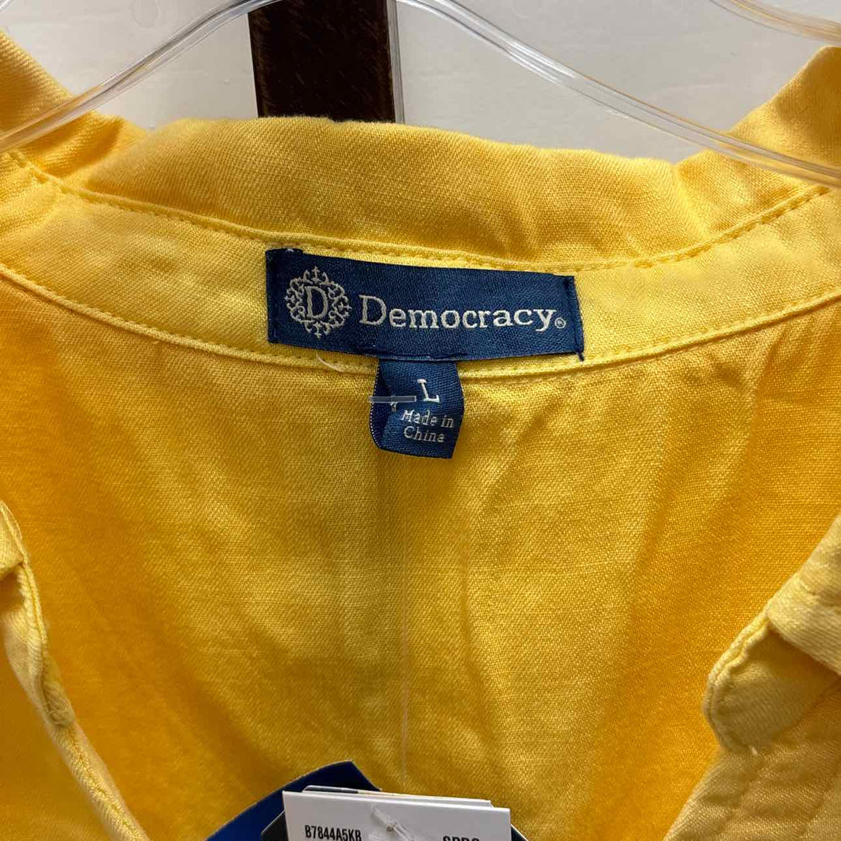 Democracy Size L Yellow Beige Shirt