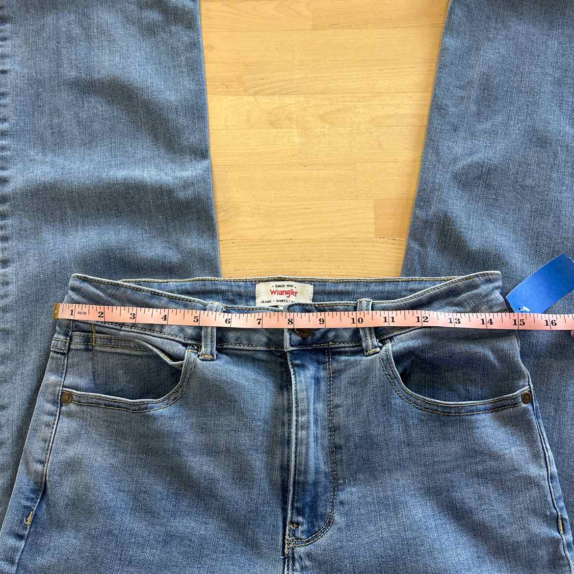Wrangler Size 8 Blue Denim Preloved Jeans