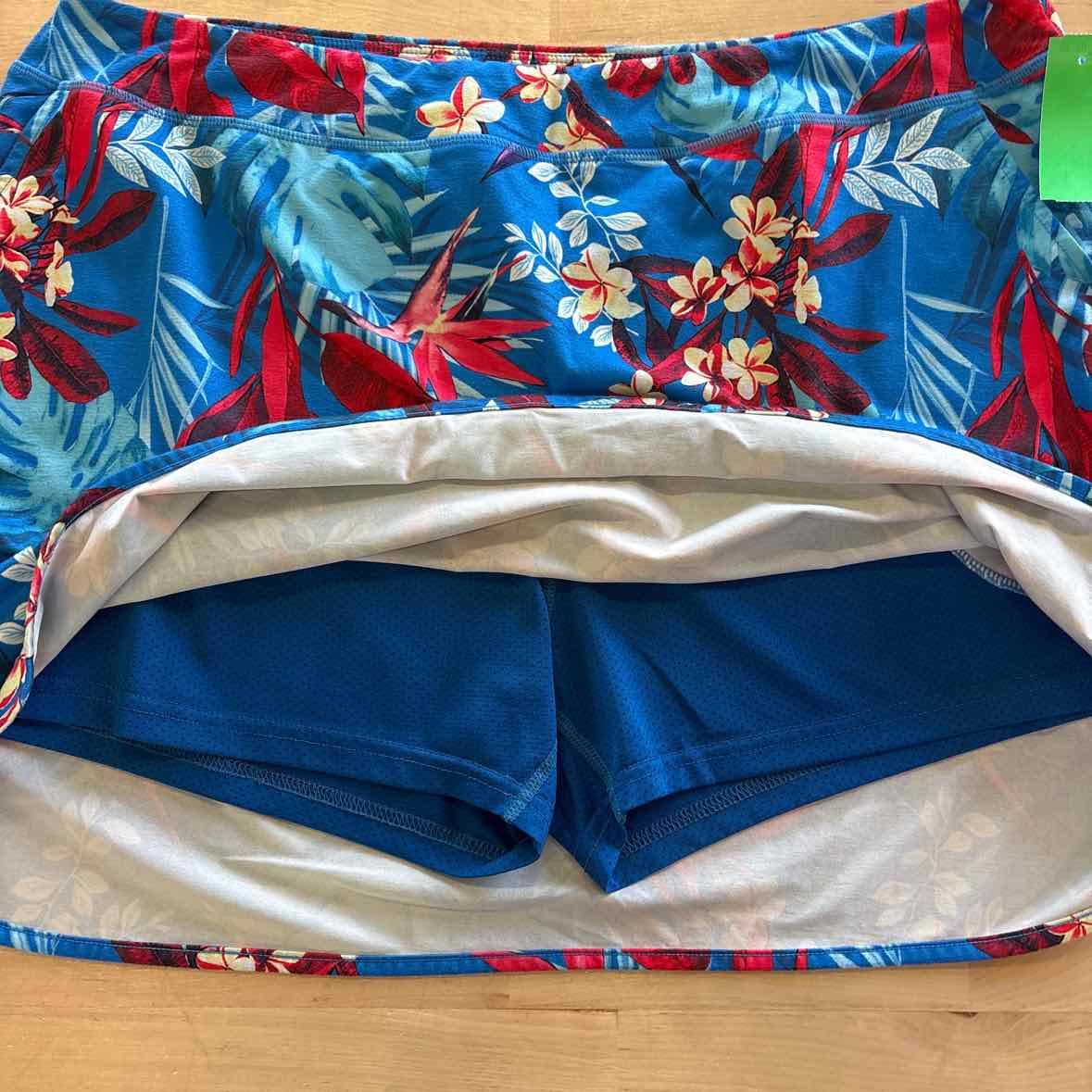 Chicho Women Size 2XL Blue/Red Preloved Skorts