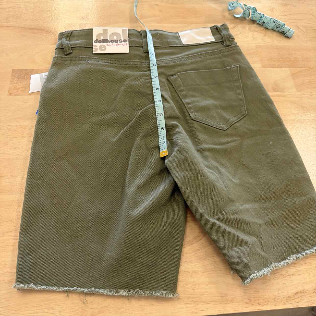 dollhouse Women Size 24 Green New Shorts
